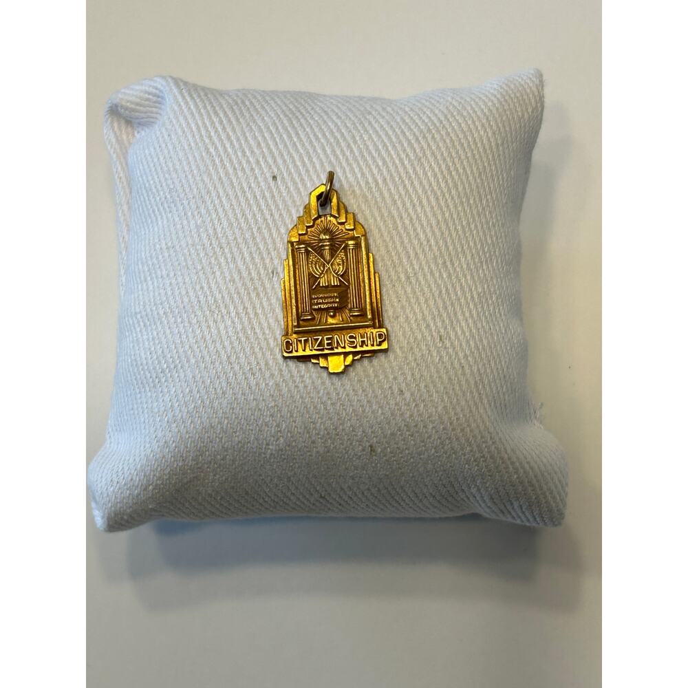 Vintage Citizenship Award Pin Herff Jones Indianapolis Gold Tone Art Deco Medal